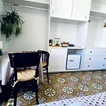 Homestay Free Breakfast, Pool, Spacious Aircon Hideaway Mosta