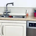 Free Breakfast, Pool, Spacious Aircon Hideaway Homestay