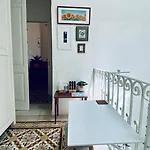 Free Breakfast, Pool, Spacious Aircon Hideaway