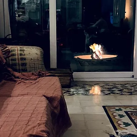 منزل للإقامة Free Breakfast, Pool, Spacious Aircon Hideaway موستا