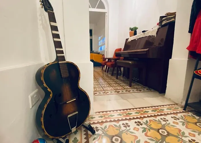 Free Breakfast, Pool, Spacious Aircon Hideaway * Mosta